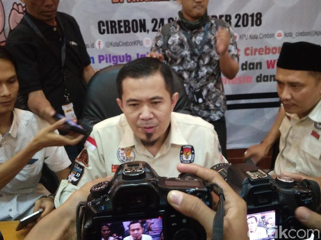 Rekapitulasi KPU, Petahana Menang PSU Pilwalkot Cirebon Rekapitulasi KPU, Petahana Menang PSU Pilwalkot Cirebon