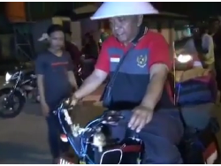 Sepedahan Cilincing-Makkah, Demi Menunaikan Ibadah Haji