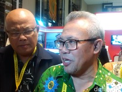 Ada Aturan Baru Visa Umrah, HIMPUH Tanya Legalitas VFS Tasheel