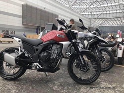 Baru Meluncur, Honda CB250R Sudah Ada Versi Bajakannya