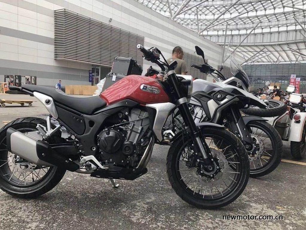 Baru Meluncur, Honda CB250R Sudah Ada Versi Bajakannya Baru Meluncur, Honda CB250R Sudah Ada Versi Bajakannya