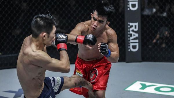 Joshua Pacio Raih Sabuk One Championship