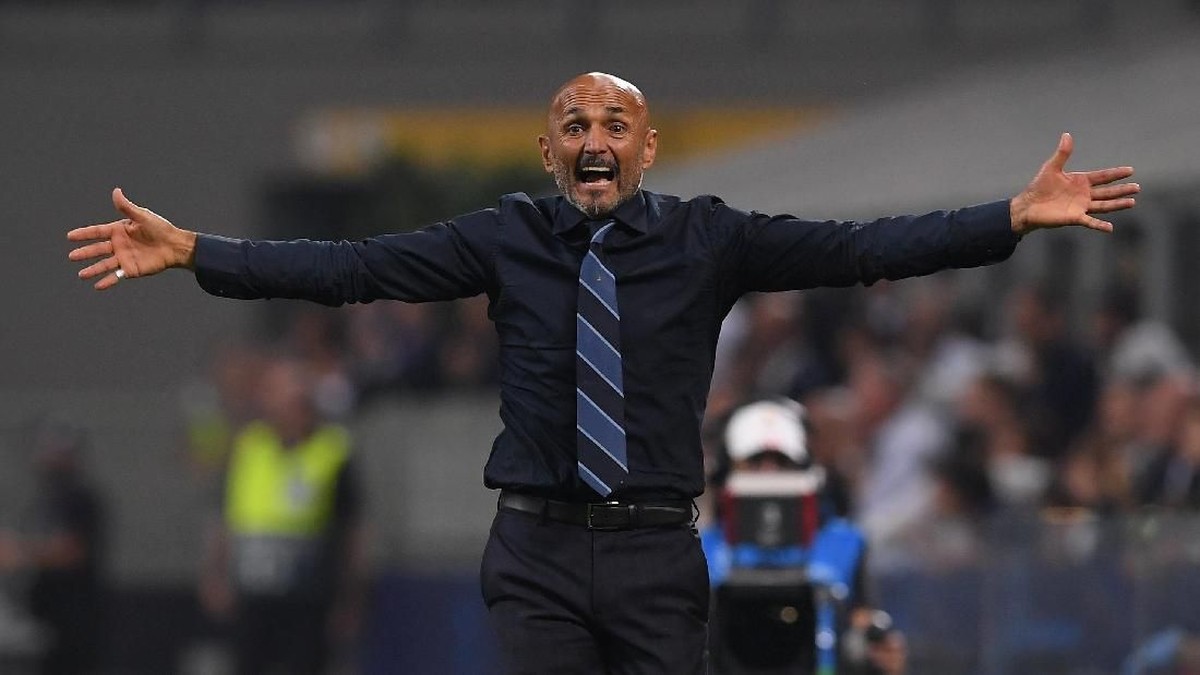 Pelatih Inter Milan Luciano Spalletti hadapi partai terpenting dalam kariernya (Alberto Lingria/Reuters)