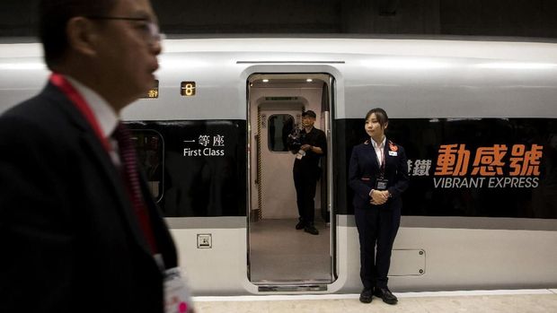 Terbesar di Dunia, Kereta Cepat Hong Kong-China Resmi Operasi