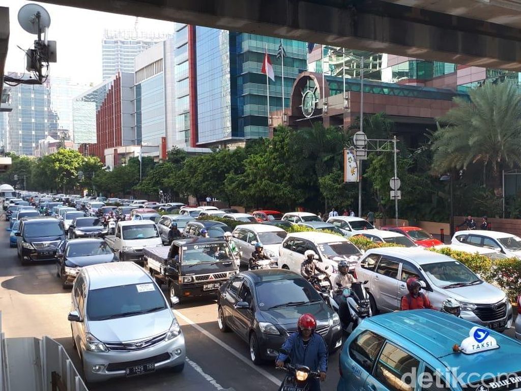 Aliando Demo, Macet di Rasuna Said dari Jl Denpasar Aliando Demo, Macet di Rasuna Said dari Jl Denpasar