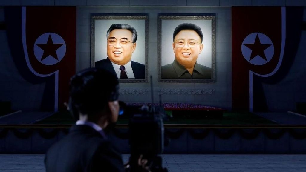 Foto: Korea Utara dan Senyuman Kim Jong-il