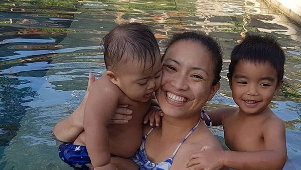 Kebersamaan Keponakan Prabowo, Sara Djojohadikusumo dan si Kecil