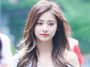 Karantina Diri di Taiwan Usai, Tzuyu TWICE Kembali ke Korea Karantina Diri di Taiwan Usai, Tzuyu TWICE Kembali ke Korea