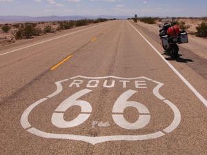 10 Jalur Road Trip Paling Eksis di Instagram