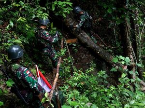 Tebing Curam Menuju Patok Perbatasan RI-PNG
