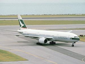 Detik-detik Pensiunnya Boeing 777 Pertama Dunia