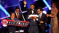 Peru juga ikut berbahagia. Suporter timnas Peru memenangi Fans Award. (Foto: John Sibley/Action Images via Reuters)