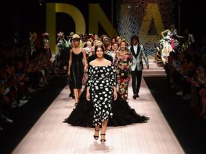 Aksi Monica Bellucci sampai Jessica Jung Jadi Model di Milan Fashion Week