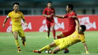 Tak ada peluang berarti hingga laga usai. China menuntaskan laga dengan kemenangan 3-0.