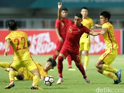 Menjamu China di Stadion Pakansari, Cibinong, Selasa (25/9/2018) malam WIB, Indonesia langsung tampil menekan.