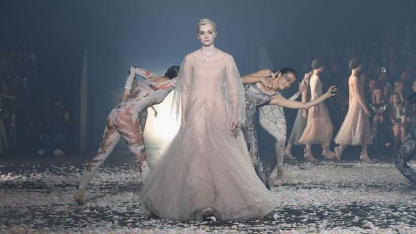 Foto: Penuh Kejutan, Gucci dan Dior Buka Paris Fashion Week
