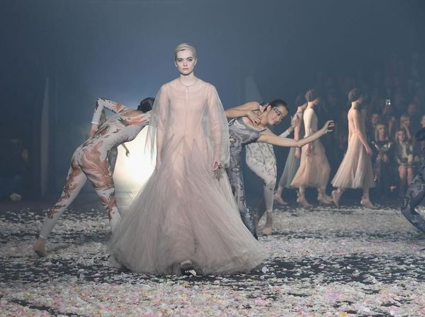 Foto: Penuh Kejutan, Gucci dan Dior Buka Paris Fashion Week