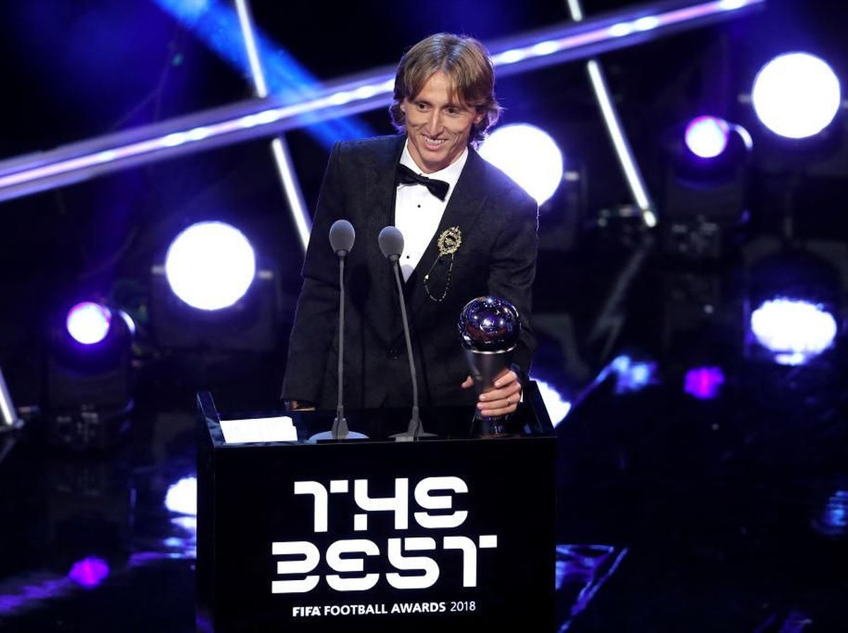 Luka Modric jadi pemain terbaik dunia FIFA 2018 (Dan Istitene/Getty Images)