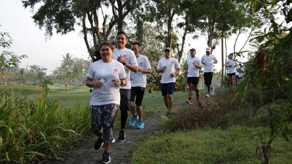 75 Pelari Ramaikan Road to Semen Indonesia Trail Run