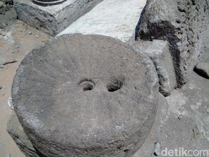 Batuan Candi di Kalasan Banyak Tersebar di Pekarangan Warga Batuan Candi di Kalasan Banyak Tersebar di Pekarangan Warga