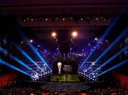 Seremoni FIFA The Best 2018 dilangsungkan di Royal Festival Hall, London, Inggris pada Selasa (25/9) dinihari WIB. Dipandu oleh aktor kondang, Idris Elba, acara berlangsung meriah dan turut dihadiri figur-figur top sepakbola. (Foto: John Sibley/Action Images via Reuters)