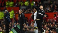 Tapi tentu saja Lampard tidak mau melewatkan merayakan gol yang membuat Derby sempat unggul atas MU di Old Trafford. (Gareth Copley/Getty Images)