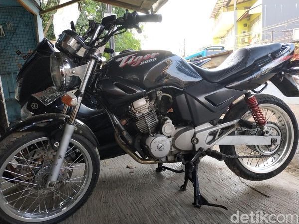 Nostalgia Honda Tiger Generasi Awal