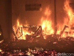 4 Gudang Mebel Ludes Terbakar, Kerugian Ratusan Juta Rupiah