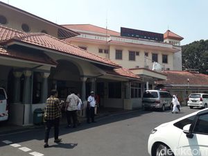 Eks Waket DPR Taufik Kurniawan Meninggal di Semarang, Sempat Dilarikan ke RS Eks Waket DPR Taufik Kurniawan Meninggal di Semarang, Sempat Dilarikan ke RS