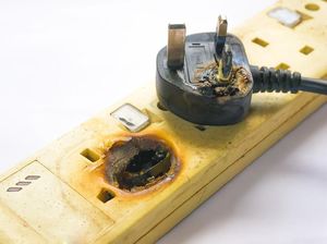 Polres Jaktim Selidiki Kematian Satu Keluarga di Pulogadung