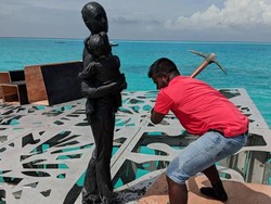 Dianggap Berhala, Patung Bawah Air Maldives Dihancurkan