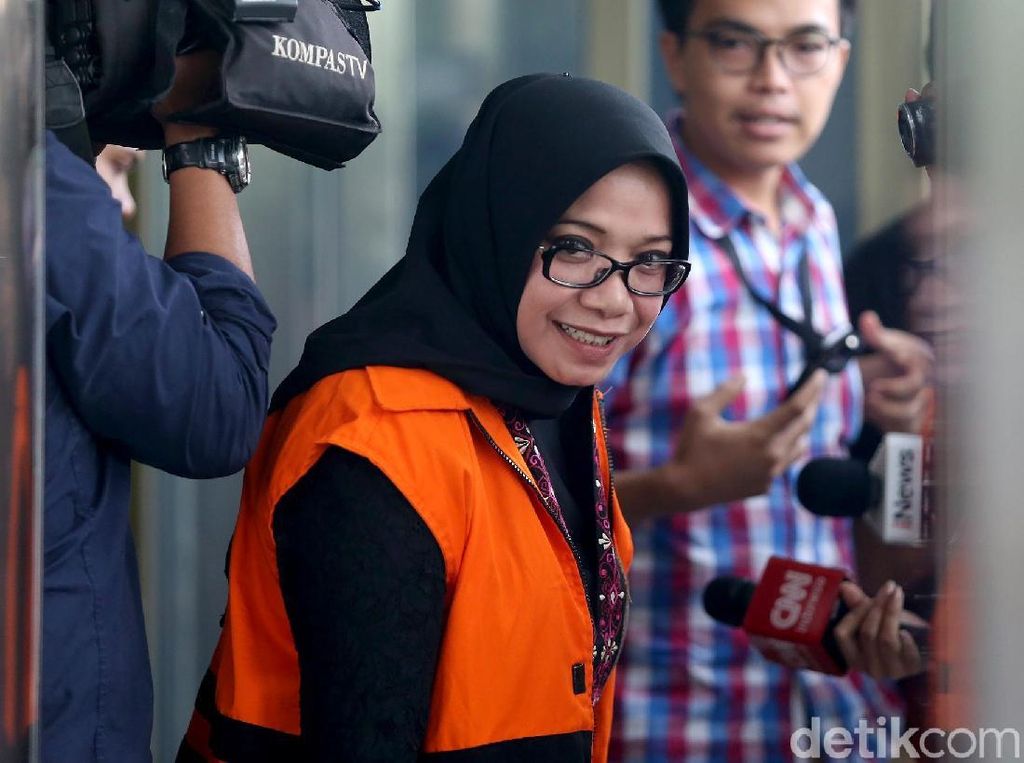 Fee PLTU Riau Diperkirakan USD 25 Juta, Ada Jatah untuk Novanto Fee PLTU Riau Diperkirakan USD 25 Juta, Ada Jatah untuk Novanto