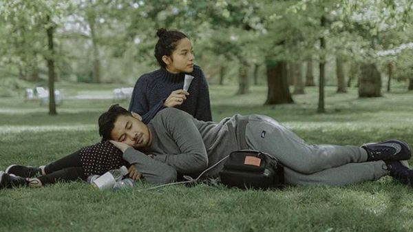 Kemesraan Pasangan Orang Tua Baru, Putri Marino-Chicco Jerikho