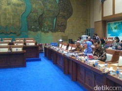 Rapat Pertamina dan DPR soal Impor Minyak Tertutup, Ini Alasannya