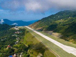Baru Dibuka, Bandara di Atap Dunia