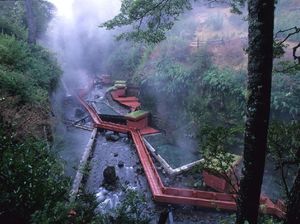 Foto: Pemandian Air Panas Bak Negeri Dongeng