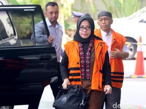 Eni Saragih Mulai Buka Suara Soal Kasus PLTU Riau Eni Saragih Mulai Buka Suara Soal Kasus PLTU Riau