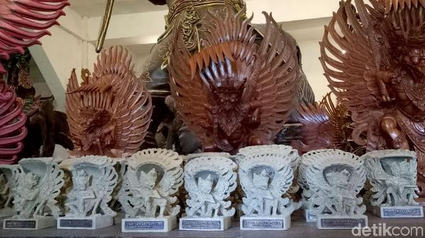 Miniatur GWK Jadi Suvenir IMF-World Bank Meeting