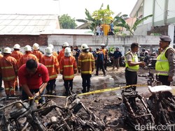 Penyebab Kebakaran Ludeskan 17 Sepeda Motor Pelajar Diselidiki