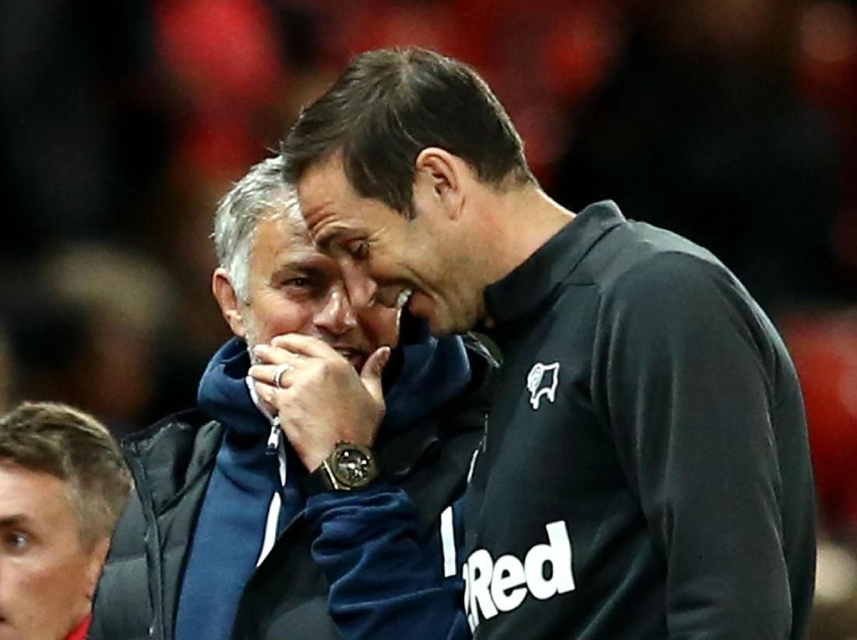Frank Lampard mengalahkan Jose Mourinho dalam pertemuan pertama mereka sebagai pelatih (Jan Kruger/Getty Images)