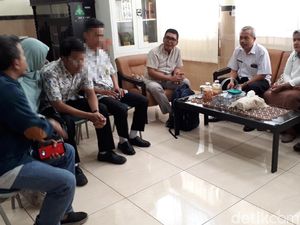 Orang Tua Siswa yang Ditampar di Surabaya Minta Kasek Mundur
