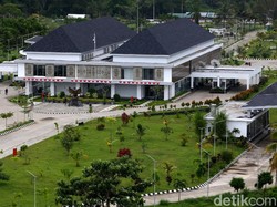 Jokowi Mau Bangun 11 PLBN Lagi Sampai 2019