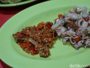 Sambal Setan Lambe Turah: Huah! Makan Cumi Rumor Cocol Sambal Pedas Mampus