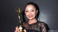 Pantaskah Siti Badriah Kini Disebut Pedangdut No.1 ?
