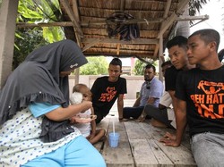 Bertengger di Posisi Kedua Liga 2, Persiraja Syukuran ke Panti Asuhan