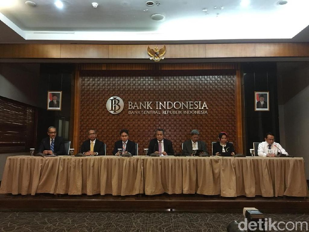 BI Naikkan Lagi Suku Bunga Acuan Jadi 5,75% BI Naikkan Lagi Suku Bunga Acuan Jadi 5,75%