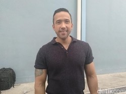 Lagu Baru Maruli Tampubolon Mejeng di Times Square New York