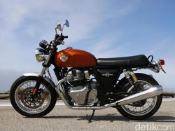 Royal Enfield Interceptor Jadi Motor Retro Terbaik Tahun Ini