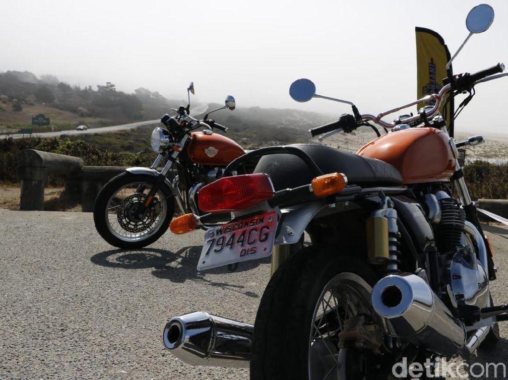 60 Unit Royal Enfield 2 Silinder Dikirim ke Konsumen Akhir Bulan Ini 60 Unit Royal Enfield 2 Silinder Dikirim ke Konsumen Akhir Bulan Ini