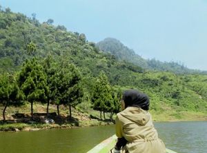 Situ Rawa Gede yang Cantik Tapi Tersembunyi di Bogor